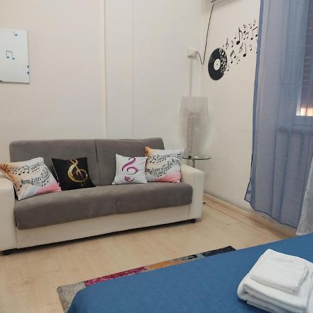B&B Ale E Gio Пьомбино Экстерьер фото