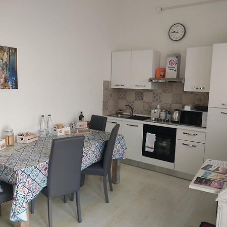B&B Ale E Gio Пьомбино Экстерьер фото