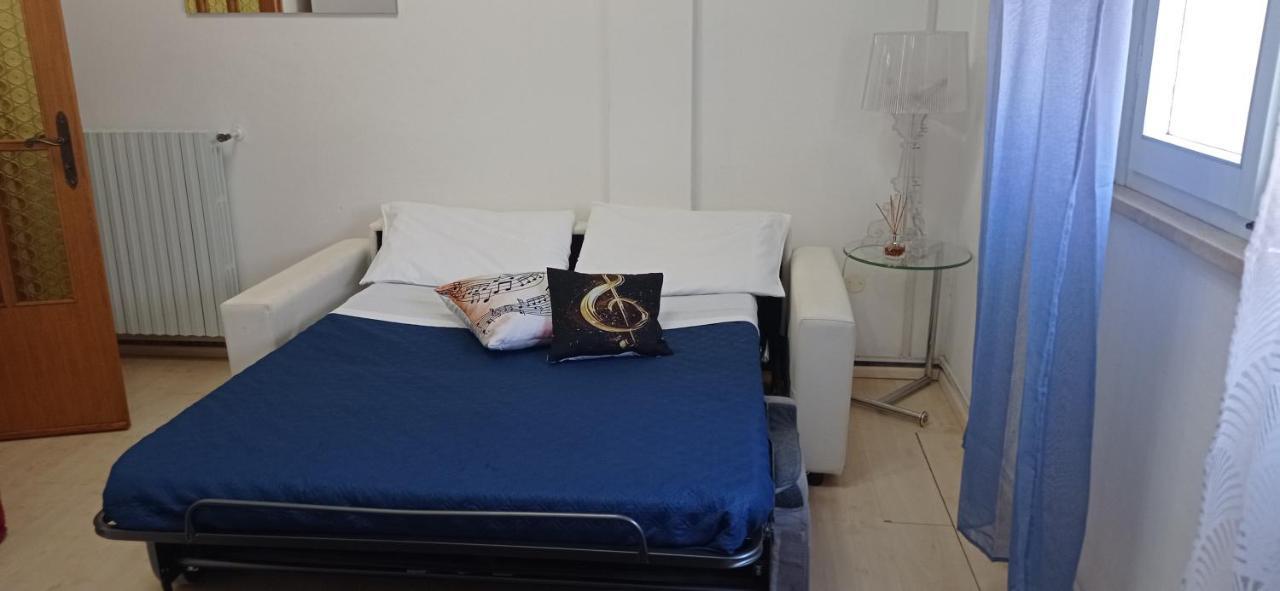 B&B Ale E Gio Пьомбино Экстерьер фото